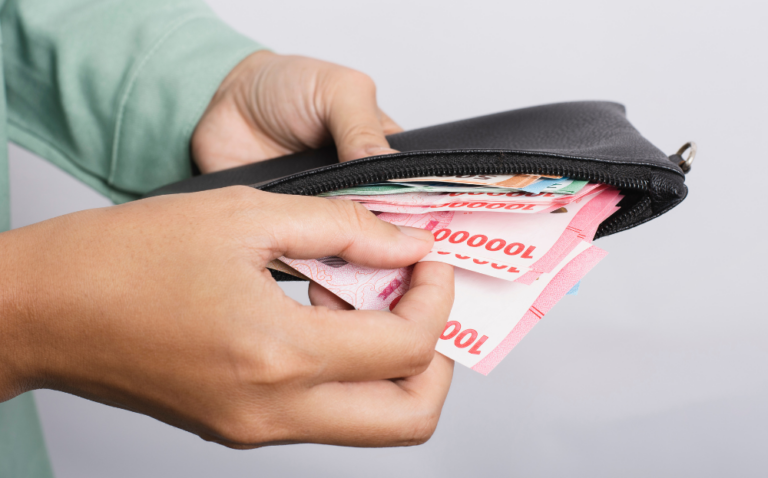 Manage your religious holiday allowance with the 50-30-20 Method! So it doesn't run out immediately!