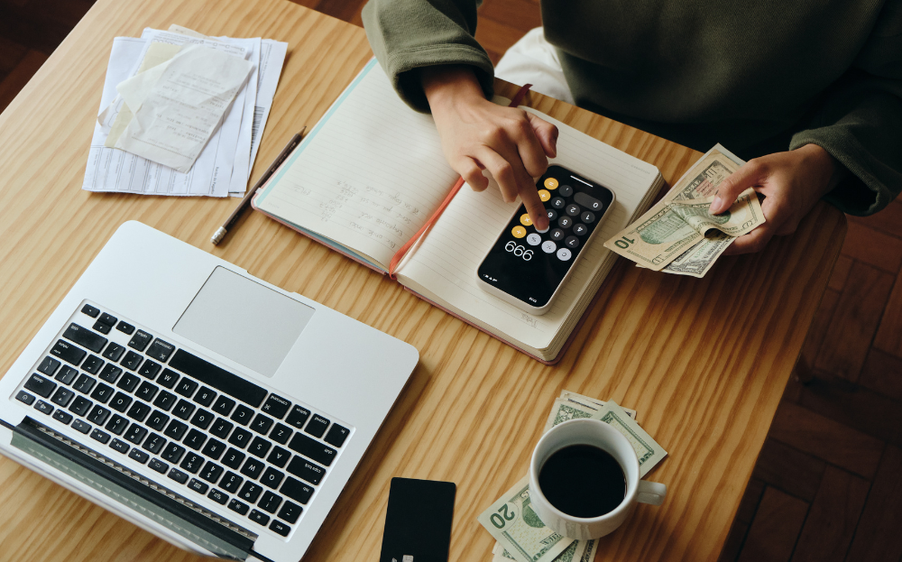 Buy gold cash or credit