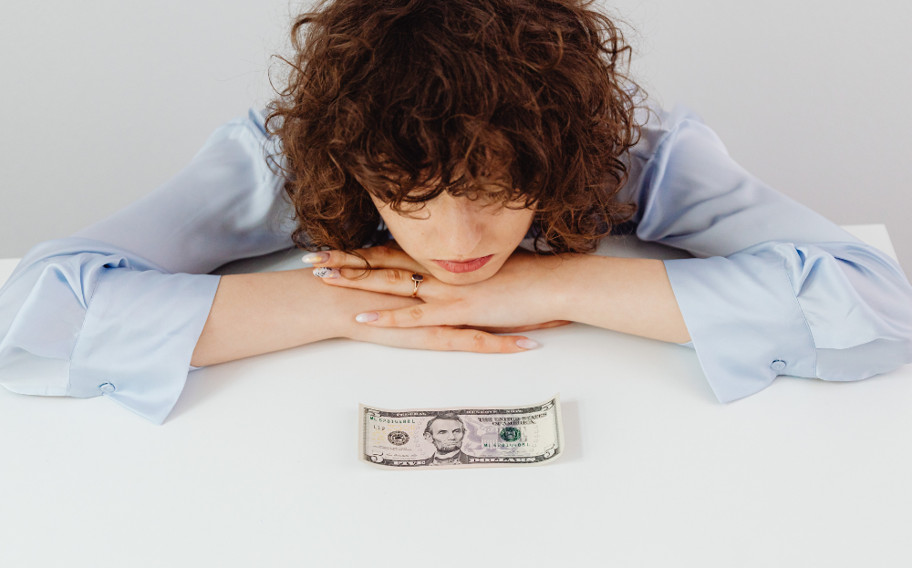 Money dysmorphia